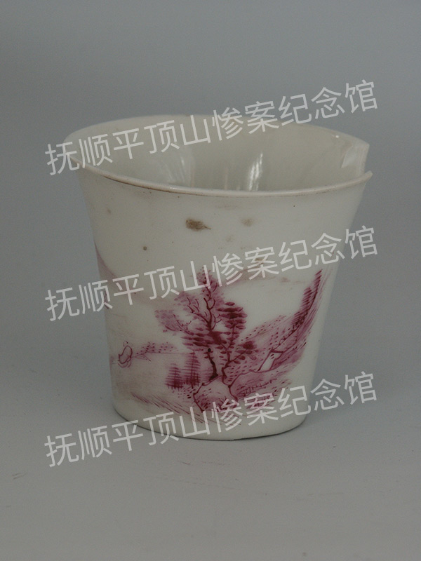 总476-二十世纪彩绘瓷杯.jpg